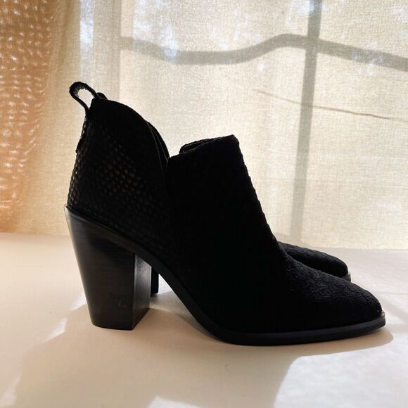 Jeffrey Campbell NWOT Women's Black Suede Snake Leather Rosee Bootie Size 8.5 - Picture 1 of 8